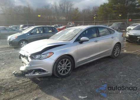 2017 Ford Fusion Se z USA, uszkodzony, nr VIN 3FA6P0H71HR377316